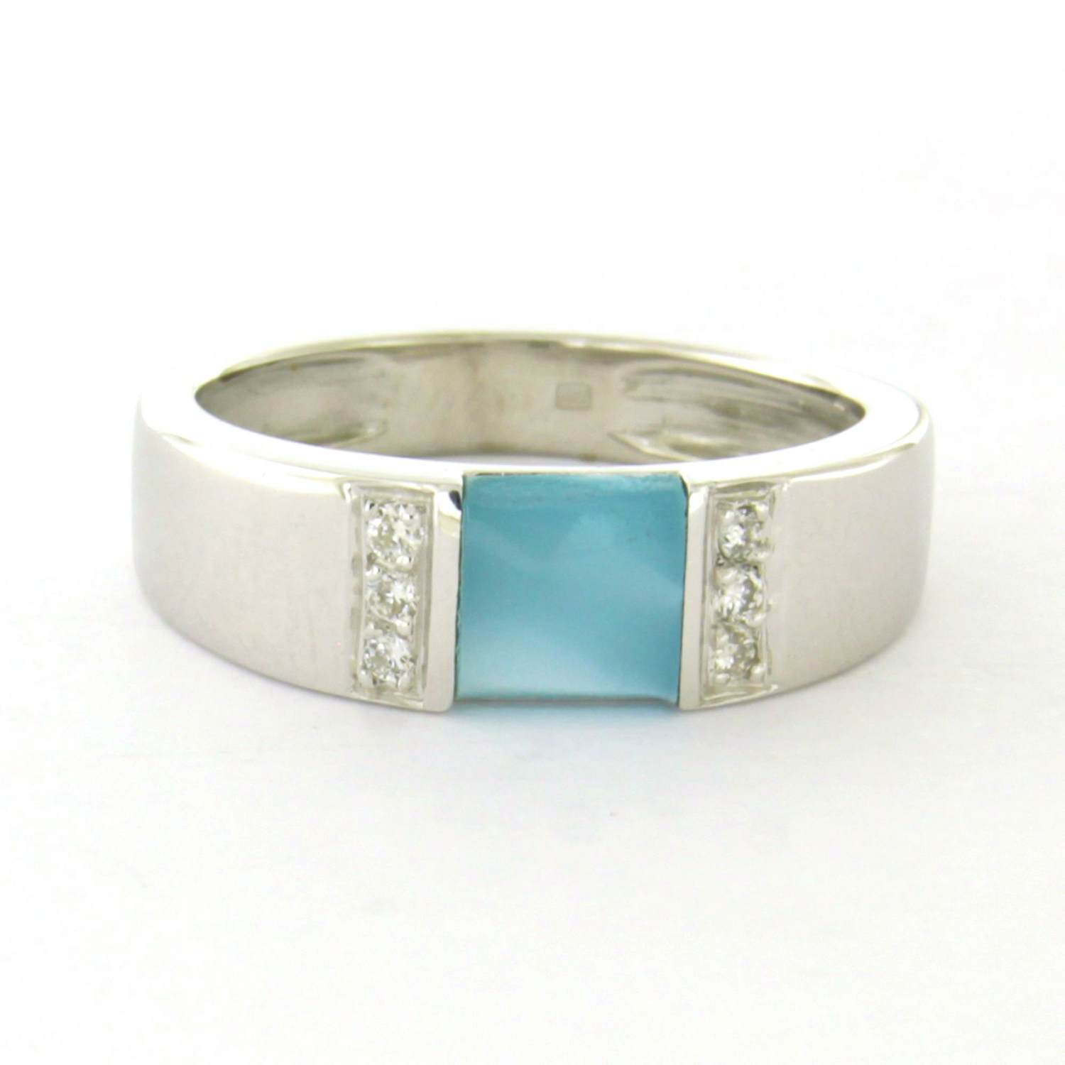 18k witgouden ring bezet met agaat en briljant geslepen diamant tot. 0.06ct kopen? Bied vanaf 480!