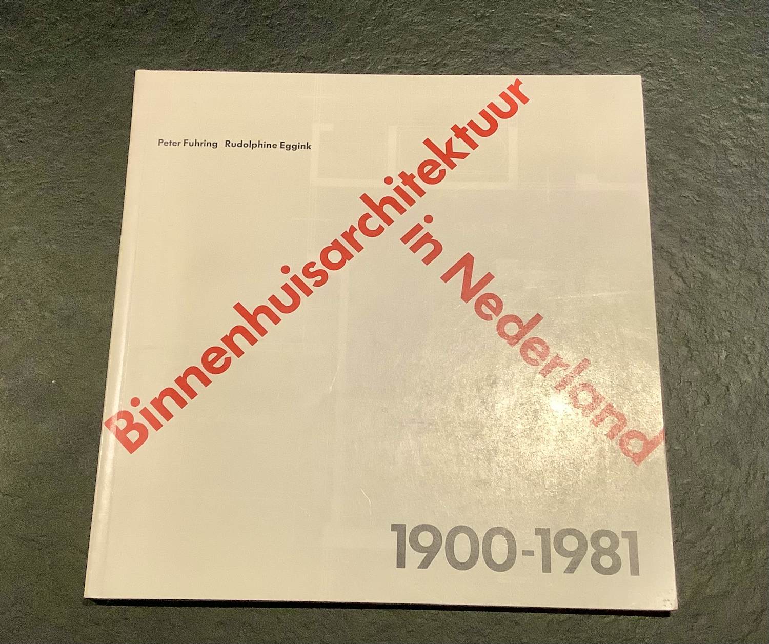 Diverse kunstenaars - Binnenhuisarchitectuur in Nederland 1900-1981 kopen? Bied vanaf 30!