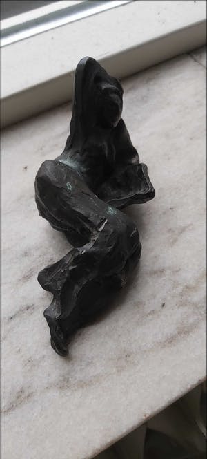 Niet of onleesbaar gesigneerd - Massief bronzen beeldje JVG kopen? Bied vanaf 1!