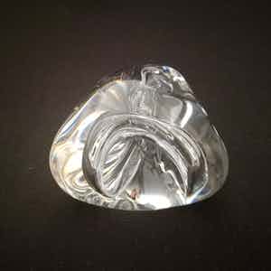 Willem Heesen - Helderglazen Ligne Libre kiezel gevormd met interne luchtbellen verkocht voor € 49!