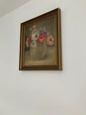 Albert Fiks - Vaas met anemonen kopen? Bied vanaf 400!