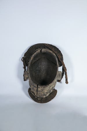 Kameroen - Houten Masker met vlechten kopen? Bied vanaf 1!