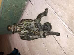 Siem Wardenaar - Beeld man met saxofoon verkocht voor € 1!