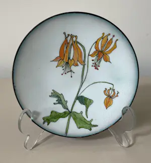 AcheterDe Passille Sylvestre - Kunst emaille sieradenschaal decor wilde bloemen? Enchérissez de 10!
