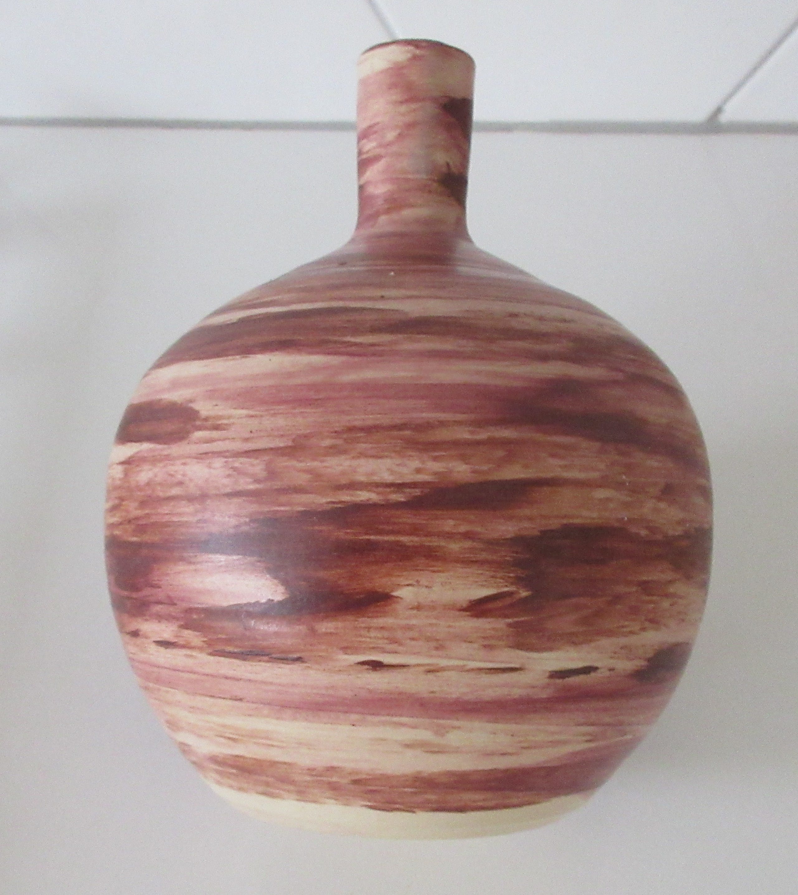 Adrie Moerings - Rood wit Studio Keramische vaas model V7 kopen? Bied vanaf 1!