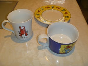 Keith Haring - een mok , een kom en een bord kopen? Bied vanaf 25!