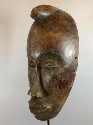 Chokwe - 210234 - Old Tribal used Chokwe mask - Congo kopen? Bied vanaf 35!