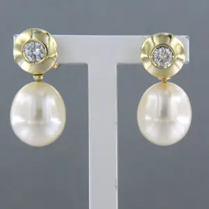 14k geel gouden oorhangers bezet met parel en briljant geslepen diamant 0.30ct kaufen? Bieten Sie von 710!