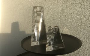 Villeroy & Boch - TWEE ZESKANTIGE KRISTALLEN KANDELAAR S “PRISMA” kopen? Bied vanaf 35!