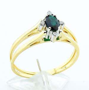 bi-color rozetring gezet met 1 ovaal geslepen natuurlijke saffier/smaragd verkocht voor € 240!