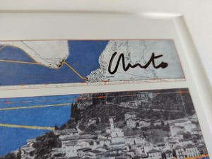 Christo - Floating Piers, Lake Iseo - Ingelijst en handgesigneerd kopen? Bied vanaf 120!