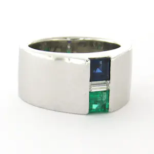 Platina ring bezet met saffier, smaragd en baguette geslepen diamant tot. 0.20ct kopen? Bied vanaf 1200!