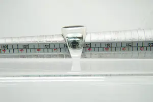 59- Massief 1e gehlt. zilveren heren ring met cabochon geslepen grote onyx steen kopen? Bied vanaf 20!