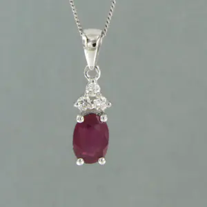 Acheter14k gouden collier en hanger met robijn en briljant geslepen diamant tot.0,10ct? Enchérissez de 450!