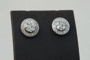 2529- Exclusieve set witgouden oorstekers - ca. 0.40 ct diamant - 18 krt gekeurd kopen? Bied vanaf 220!