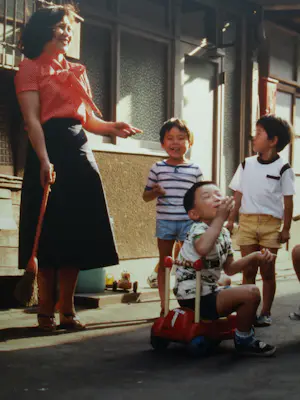 Henk Schiffmacher - Gesigneerde foto op dibond “Kinderen” + gesigneerd fotoboek kopen? Bied vanaf 200!