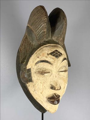 Pumu - Tribal used Old African female mask from the Punu - Gabon. kopen? Bied vanaf 65!