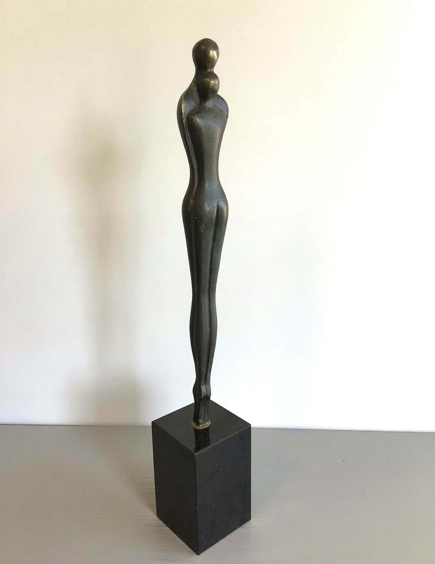 Corry Ammerlaan - Sculptuur “ Samen “ kopen? Bied vanaf 139!