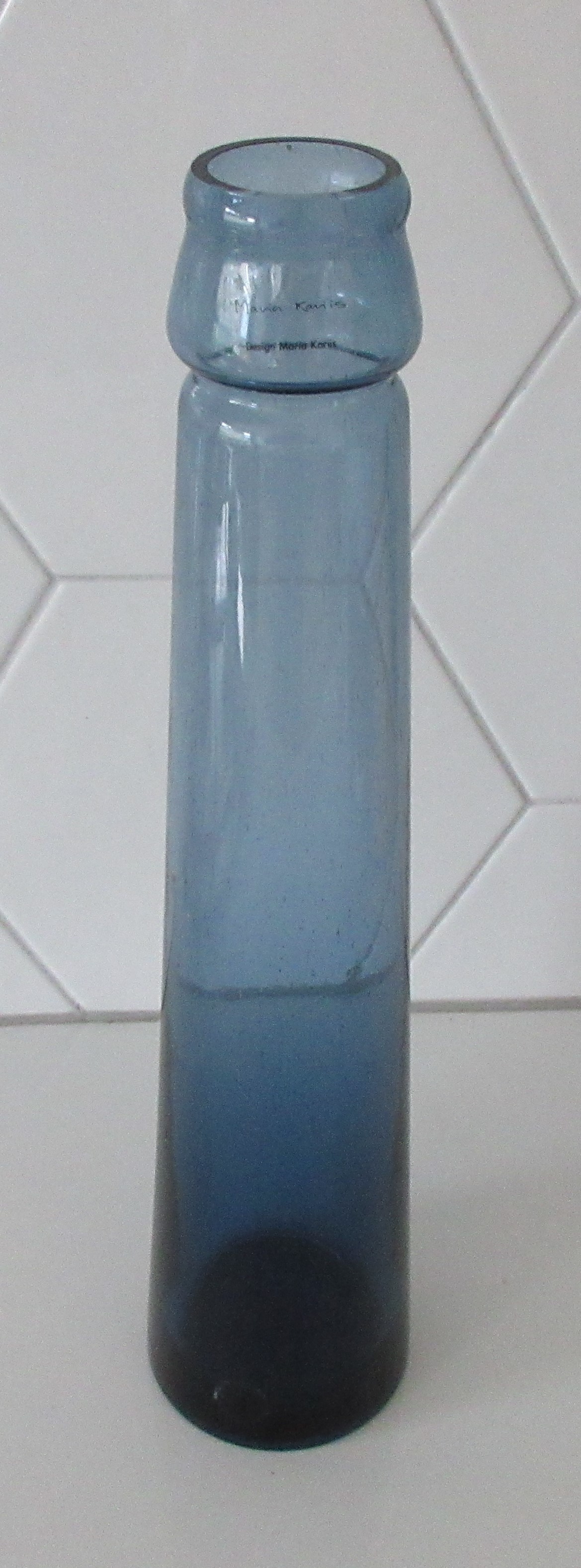 Maria Kariis - Blauwe grijze hand geblazen glazen slanke vaas kopen? Bied vanaf 14!