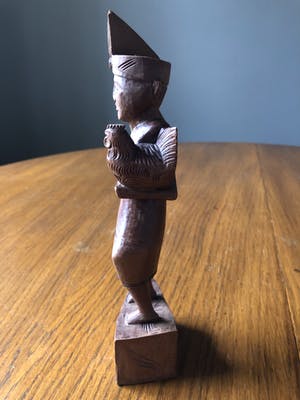 Niet of onleesbaar gesigneerd - Balinees met vechthaan (art deco) kopen? Bied vanaf 1!