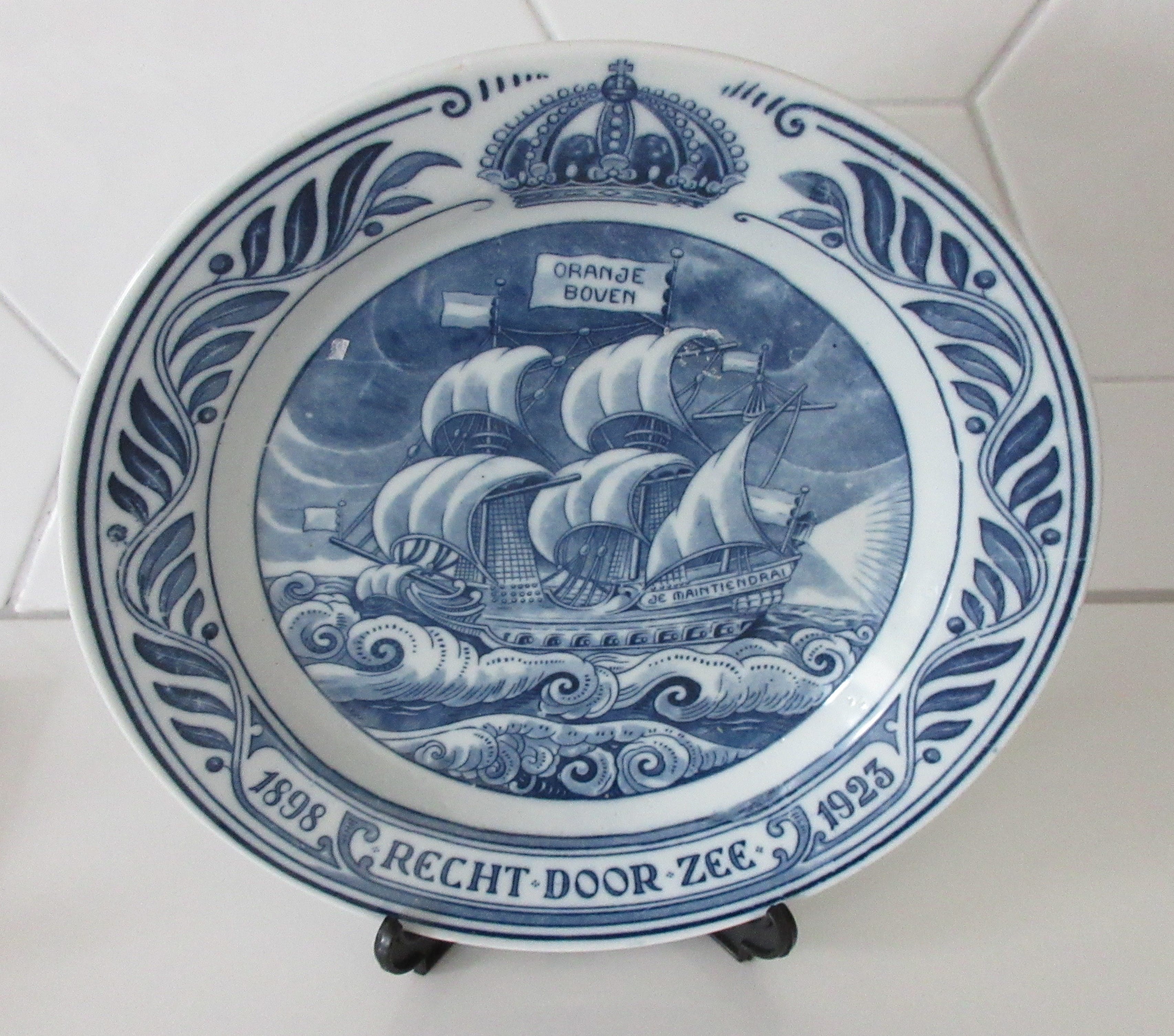 Firma Regout & Co - & Mosa Maastricht - Twee wandborden kopen? Bied vanaf 1!