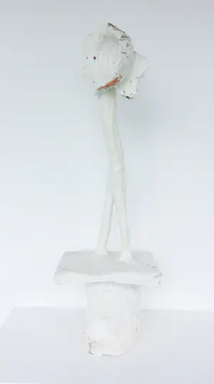 Johan Tahon - Sculptuur in gemengde techniek (gips, hout, touw verf), Zonder titel kopen? Bied vanaf 3000!