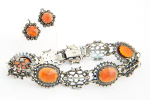 22- ca. 1930 1e ghlt zilver SET armband en paar oorschroeven met Carneool kopen? Bied vanaf 60!