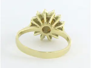 14k gouden ring bmet parel en briljant geslepen diamant tot. 0.30ct kopen? Bied vanaf 515!