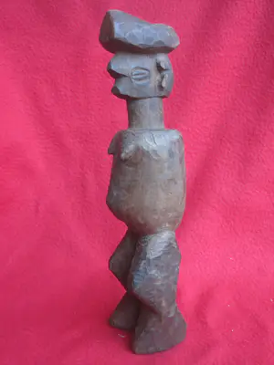 Yaka - Amulet beeld. kopen? Bied vanaf 75!