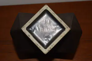 Jan van der Vaart - Geometrische vaas, keramiek met bronsglazuur kopen? Bied vanaf 150!