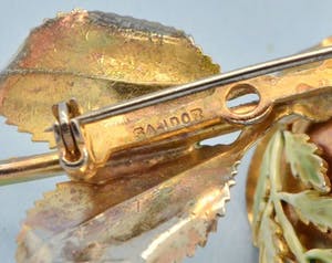 1950s Vintage Flower Brooch kopen? Bied vanaf 150!