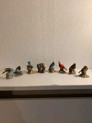 AcheterReal Fabbrica Capodimonte - 8 stuks Vogelsculpturen, Biscuit (ongeglazuurd) Porselein? Enchérissez de 85!