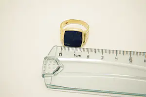 22 - Vintage seventies 14 Krt gouden zegel ring met lapis lazuli edelsteen kopen? Bied vanaf 230!