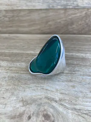 zilveren ring met helder groene kleursteen kopen? Bied vanaf 55!