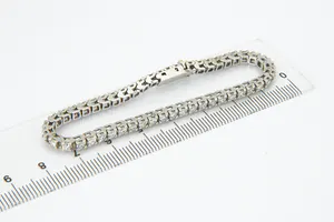 Chique Wit-gouden (14krt) & diamanten (2.40ct) "Tennis" dames-armband kopen? Bied vanaf 680!