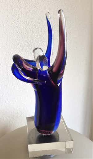 Max Verboeket - Omhelzing verkocht voor € 1!