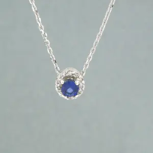 14k gouden collier en hanger met saffier en briljant geslepen diamant tot.0.05ct kopen? Bied vanaf 190!