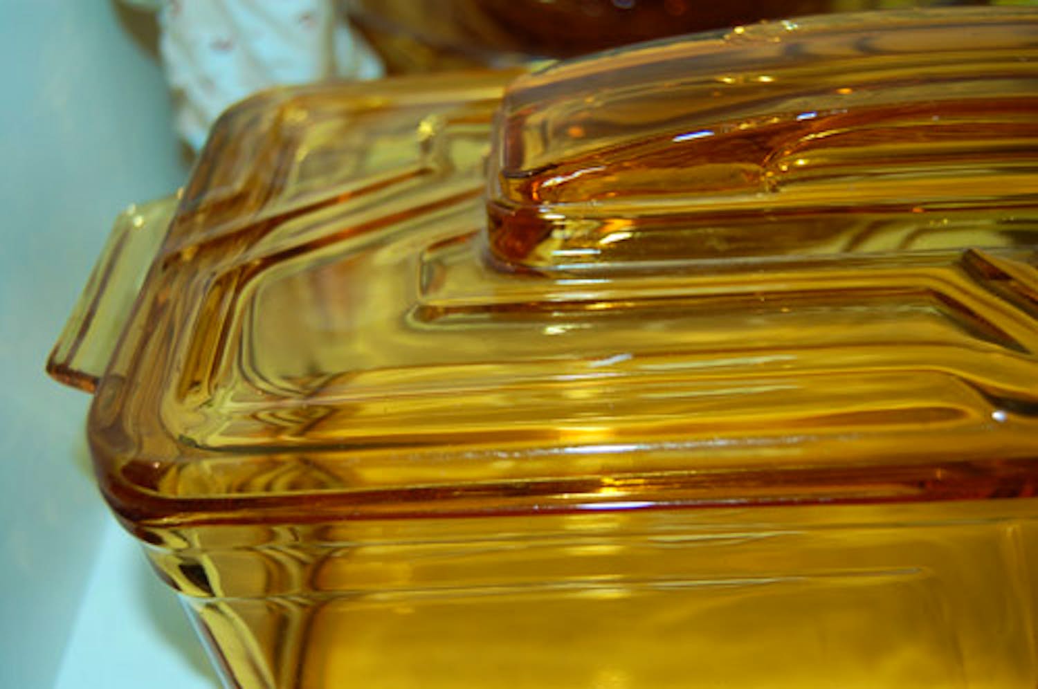 Kristalunie Maastricht - zeldzame persglazen Art Deco cake- of koekdoos kopen? Bied vanaf 75!