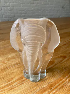 Mats Jonasson - Sculptuur/presse-papier olifant, jaren 70ig kopen? Bied vanaf 45!