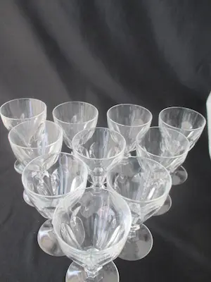 Niet of onleesbaar gesigneerd - 10 kristallen water glazen kopen? Bied vanaf 1!