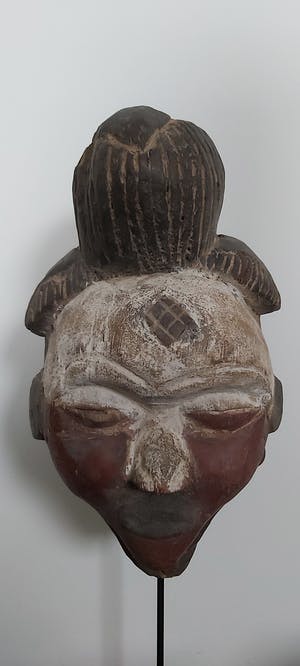 Punu - Oud tribal vrouwelijk masker kopen? Bied vanaf 35!