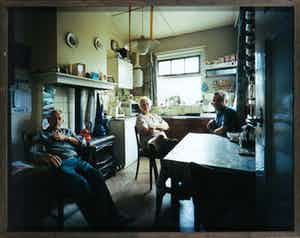 Bert Teunissen - C-Print, Europeans at Home, Nederland - Ingelijst verkocht voor € 1!
