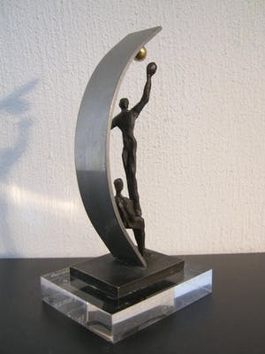 Corry Ammerlaan - Verbronsd/verzilverd sculptuur - "Vruchten Plukken" kopen? Bied vanaf 40!