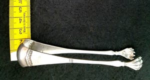 Zilver - D.E. Douwe Egberts verzilverd lepel, Zilveren pincet en nog 10 lepeltjes kopen? Bied vanaf 1!