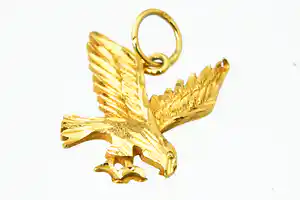 Sierlijke 14 karaats geel-gouden hanger "Adelaar met gespreide vleugels" verkocht voor € 45!
