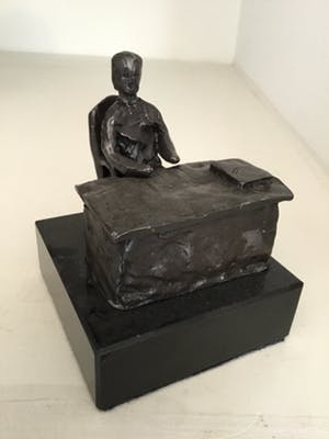 Corry Ammerlaan - Sculptuur “ Aan het werk ! “ kopen? Bied vanaf 20!