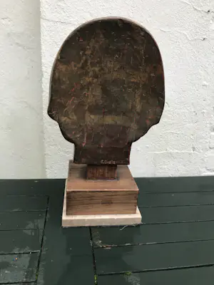 Elmar Dietz - gesigneerde houten sculptuur van Elmar Dietz kopen? Bied vanaf 300!