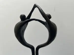 Corry Ammerlaan - Bronzen sculptuur | Samen in elkaar (GROOT BEELD) kopen? Bied vanaf 20!