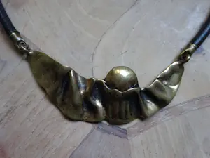 Harrie Lenferink - bronzen sieradenset brutalist in zakje met handtekening kopen? Bied vanaf 175!