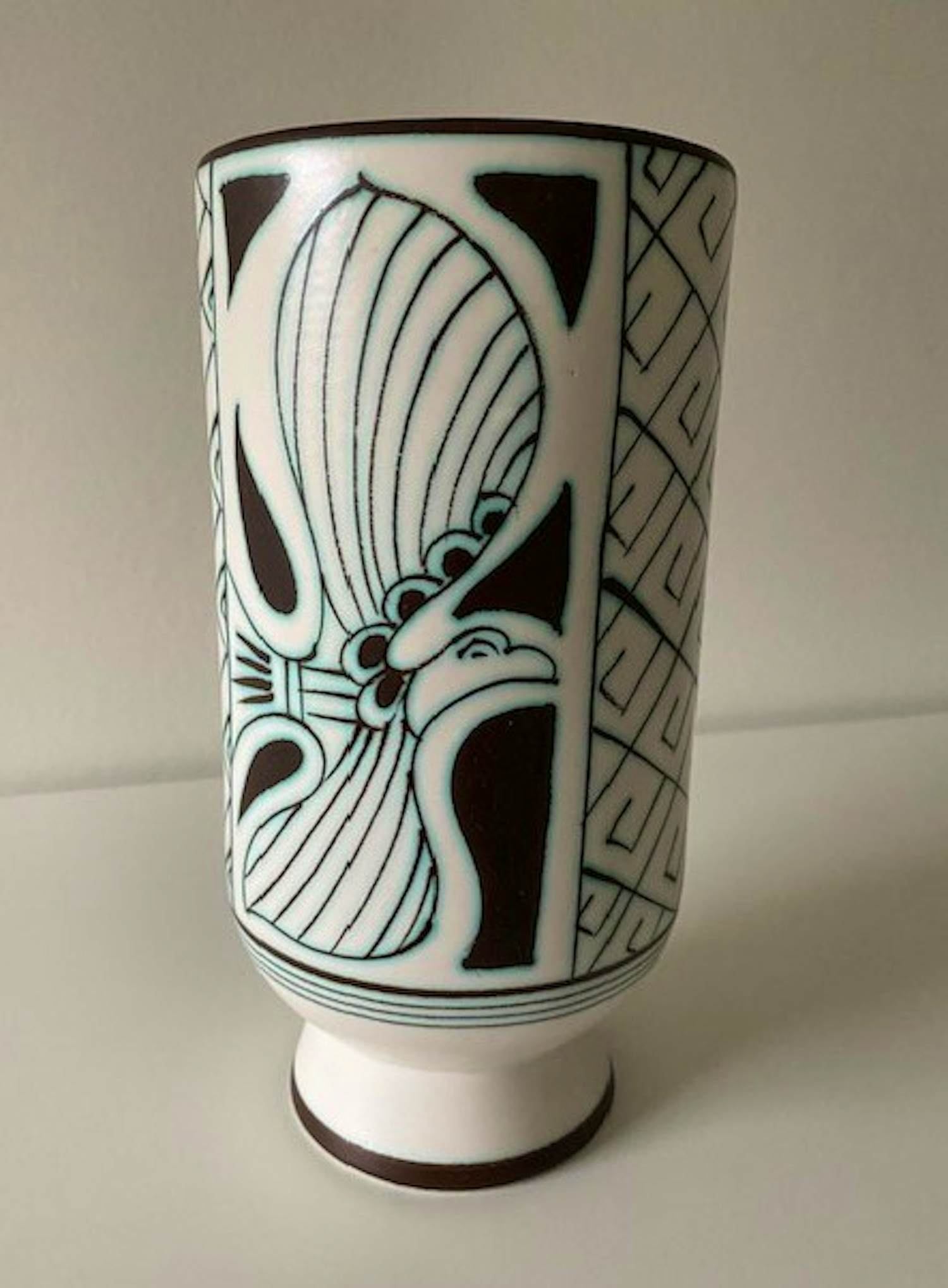 Plateelbakkerij Zuid-Holland - Zeldzame mooie vaas decor Phoenix jaren 50 kopen? Bied vanaf 70!